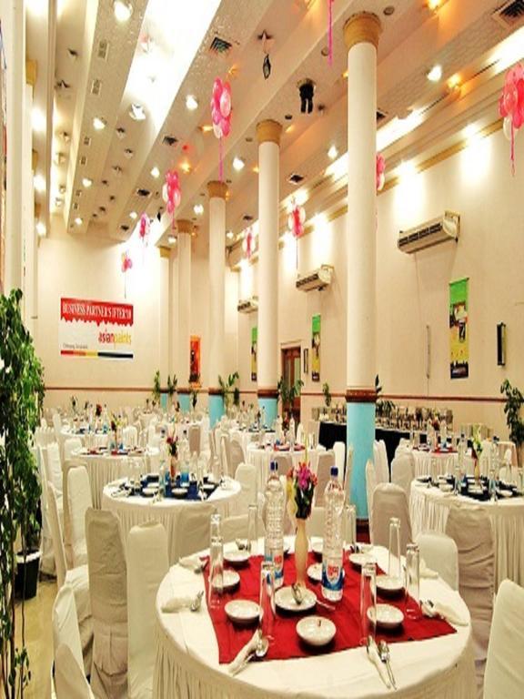 Hotel Agrabad Limited Ćottogram Zewnętrze zdjęcie