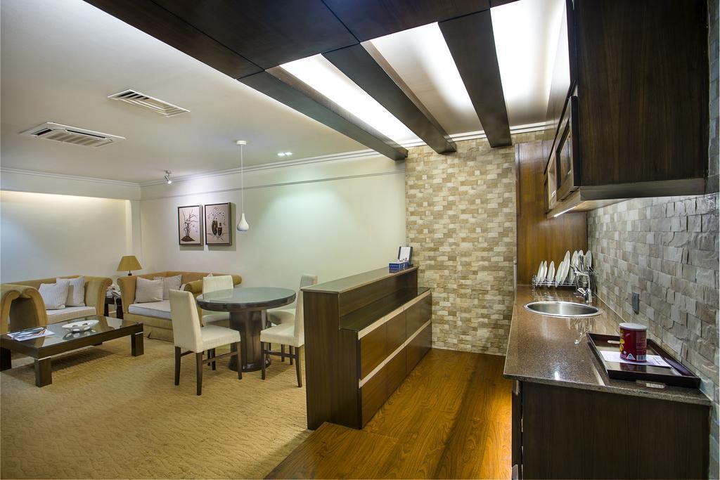 Hotel Agrabad Limited Ćottogram Zewnętrze zdjęcie