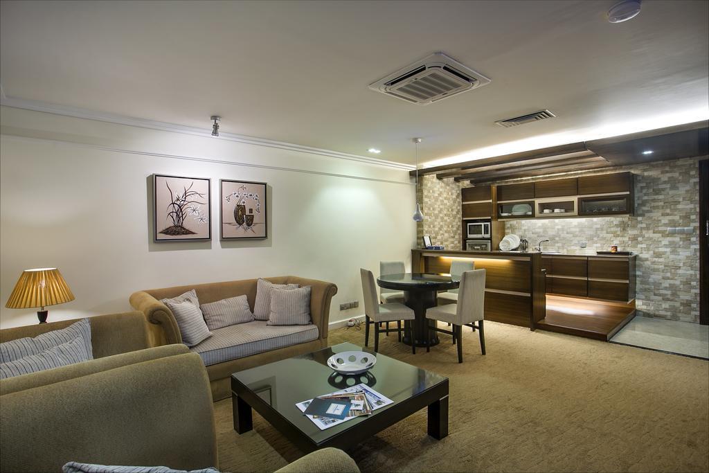 Hotel Agrabad Limited Ćottogram Zewnętrze zdjęcie