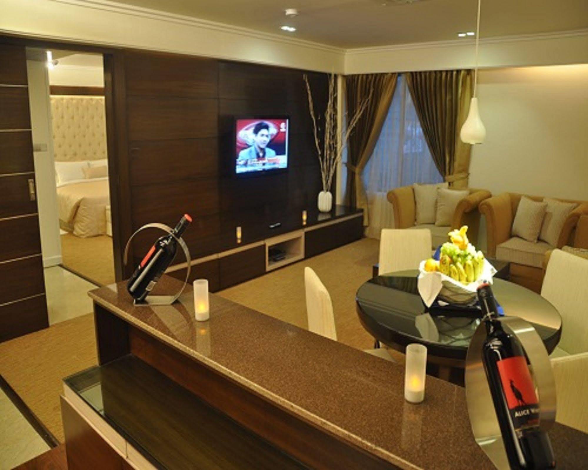 Hotel Agrabad Limited Ćottogram Zewnętrze zdjęcie