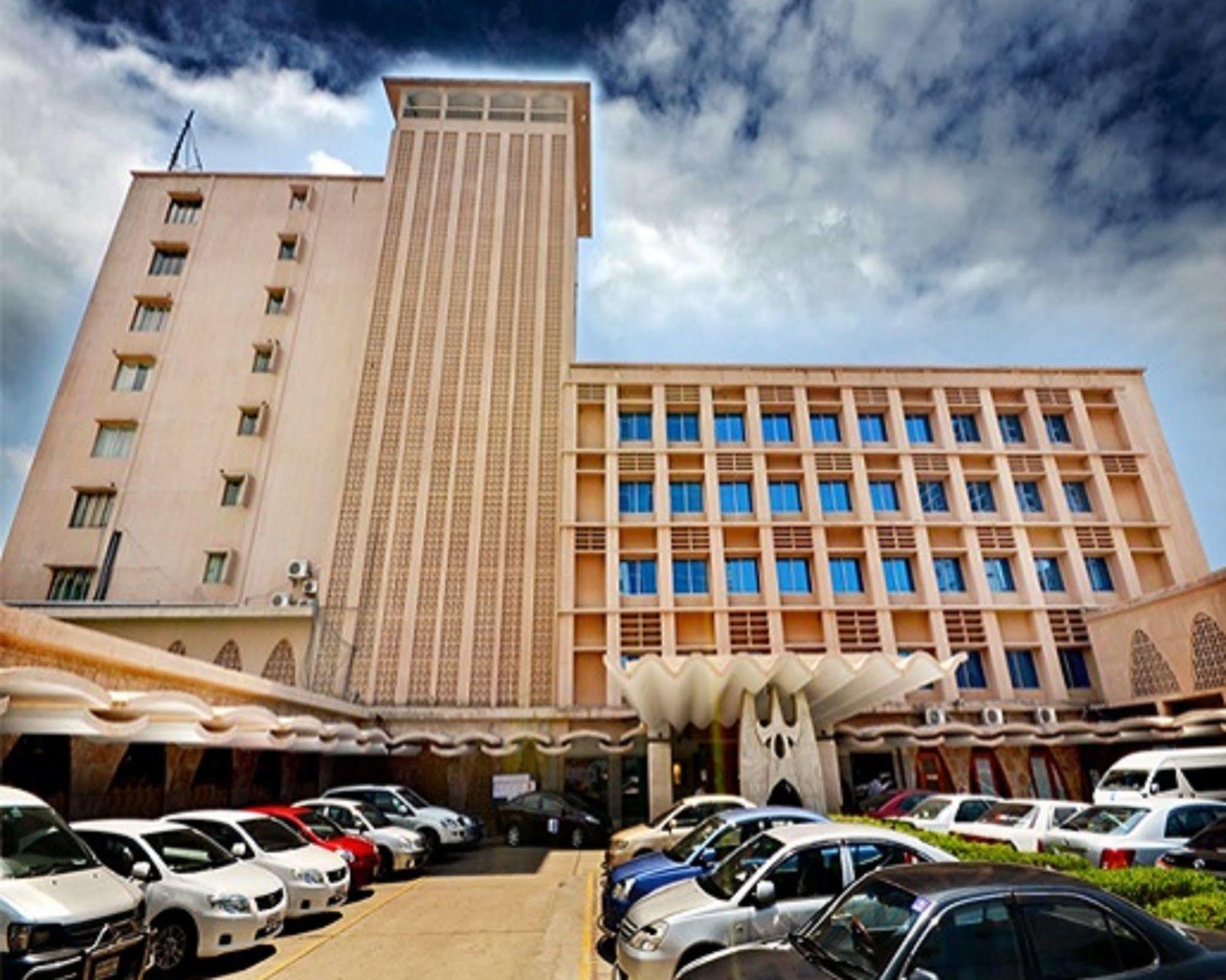 Hotel Agrabad Limited Ćottogram Zewnętrze zdjęcie